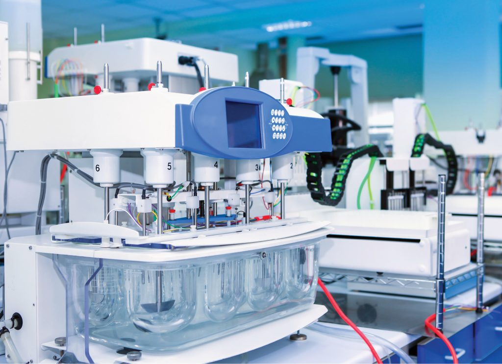 LAB_2_22_Monika_Partyka_WYPOSAZENIE_W_LABORATORIUM_AKREDYTOWANYM_iStock-164733102