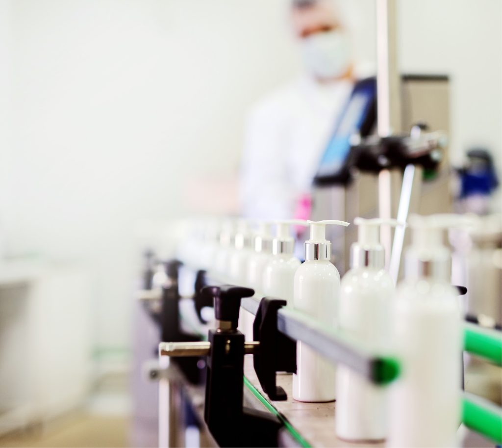 LAB_3_22_Daria_Kowalczyk-Chrzastowska_SCIEKI_Z_PRZEMYSLU_KOSMETYCZNEGO_iStock-1046119982