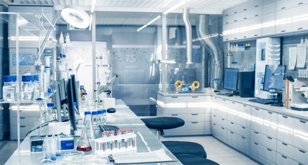 lab-wyposażenie
