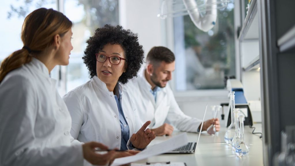 lab-przegląd-zarządzania-jako